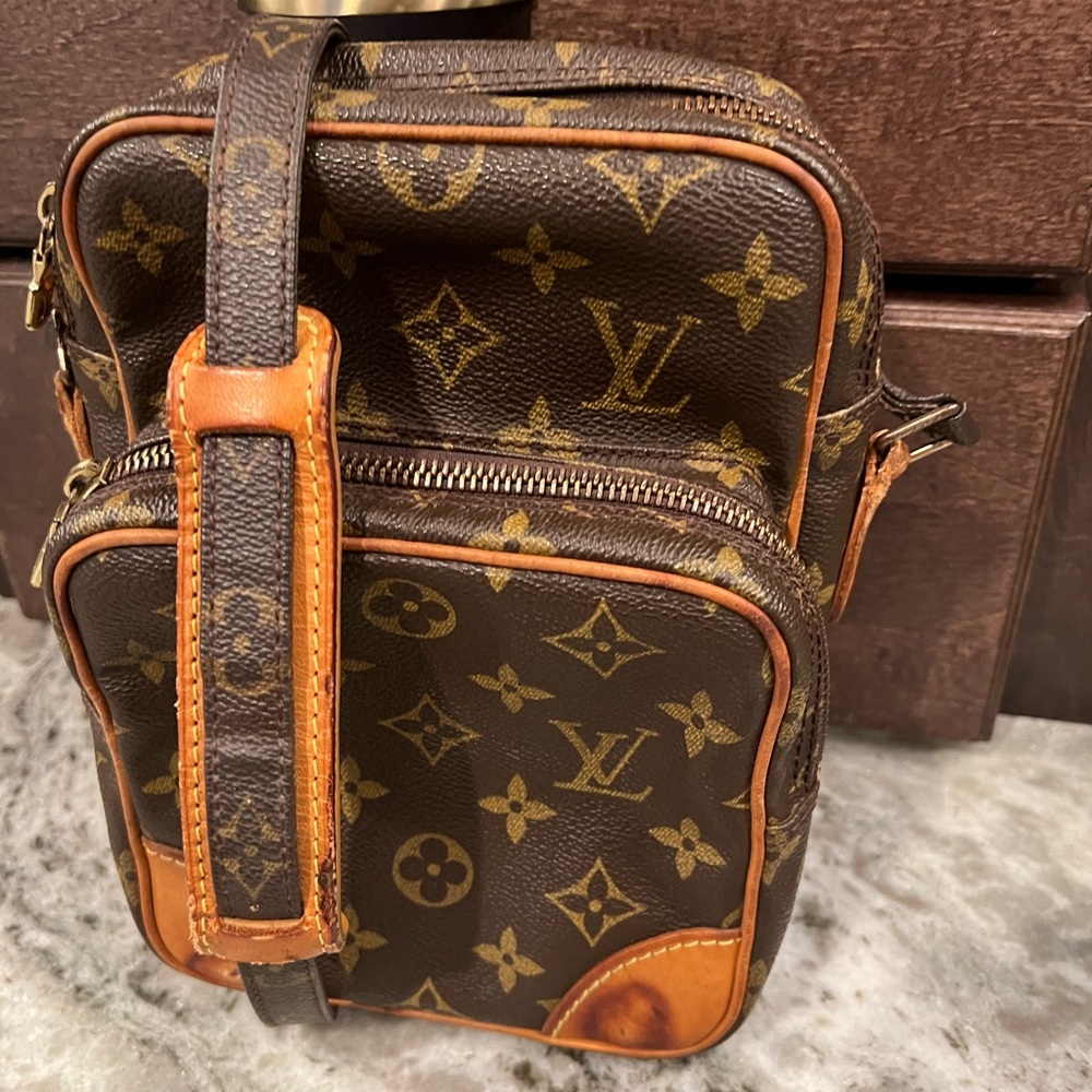 LOUIS VUITTON AMAZON CROSS BODY SHOULDER BAG MONOGRAM